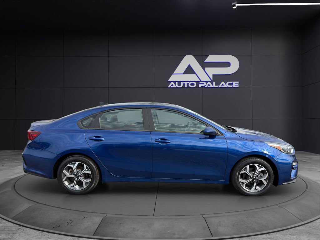 Used 2020 Kia Forte LXS FWD image 8