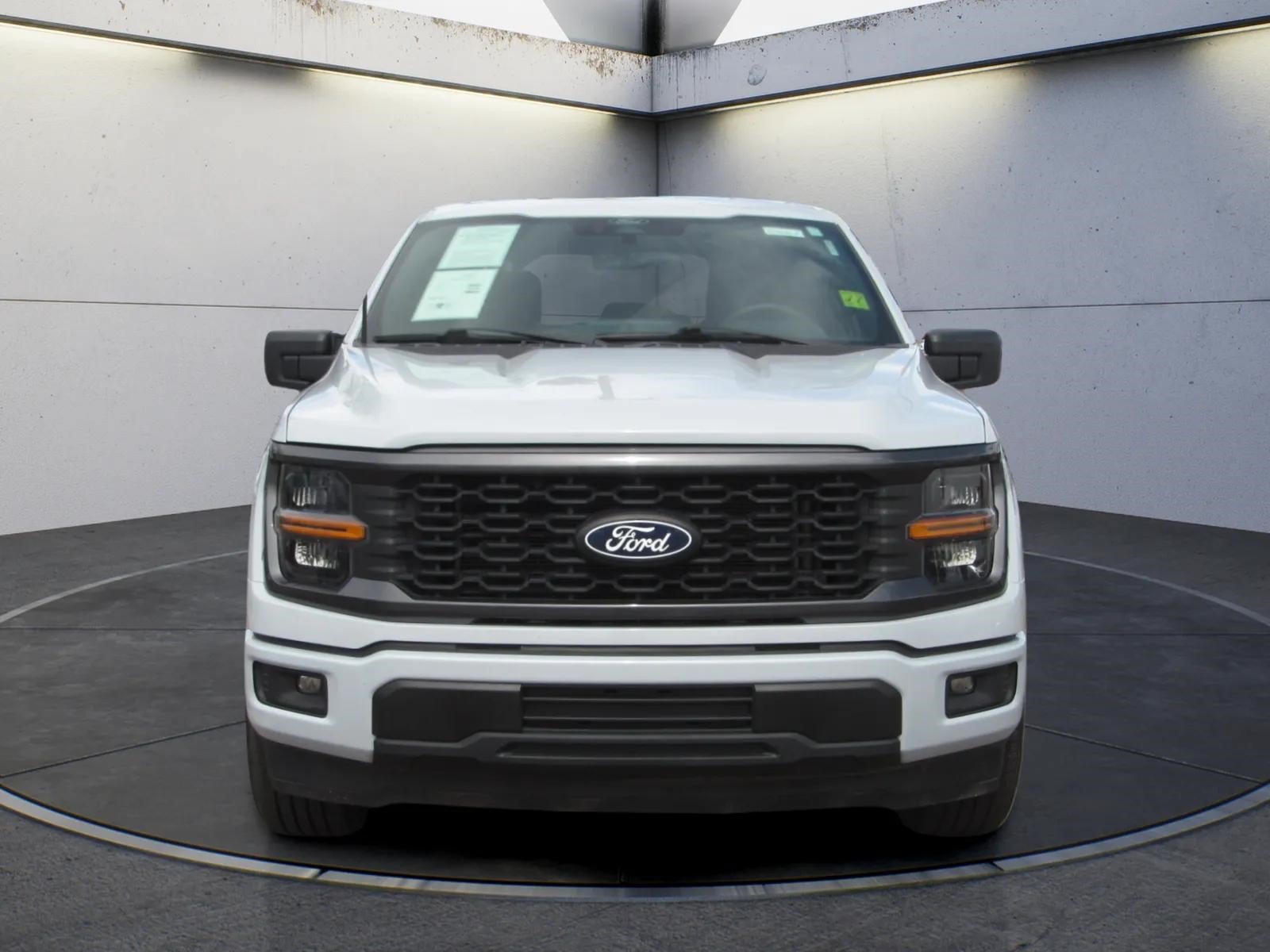 Used 2025 Ford F150 STX w/ Equipment Group 200A RWD image 3