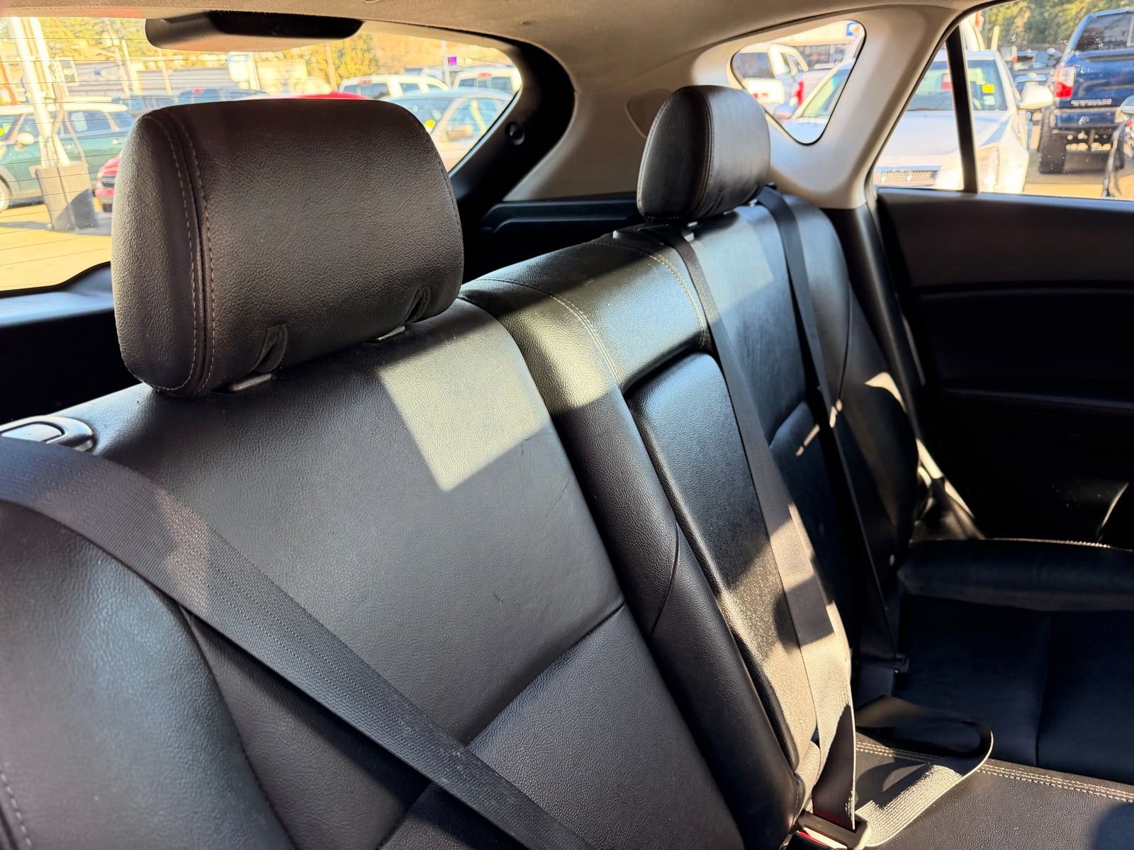 Used 2012 MAZDA MAZDA3 i Grand Touring image 28