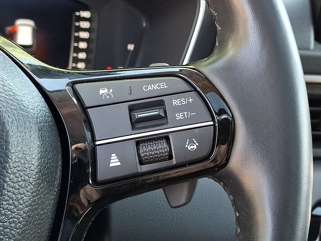 Used 2025 Honda Pilot Elite image 28