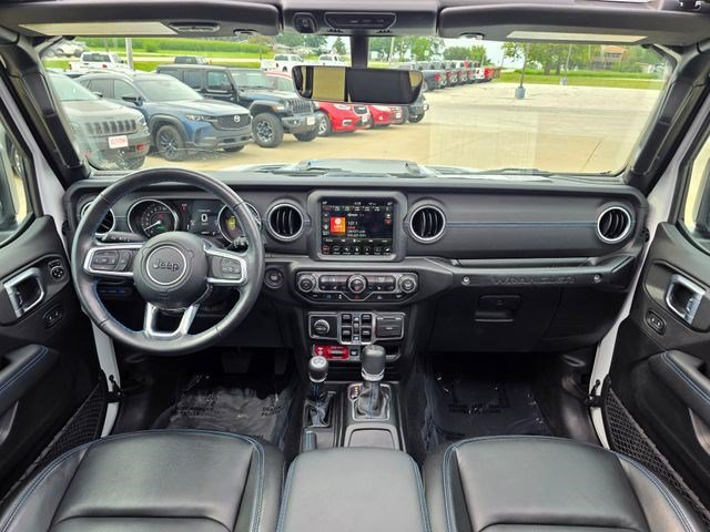 Used 2023 Jeep Wrangler Unlimited Rubicon 4xe w/ Cold Weather Group AWD/4WD image 26