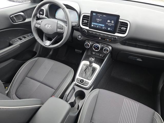 New 2026 Hyundai Venue SEL image 18