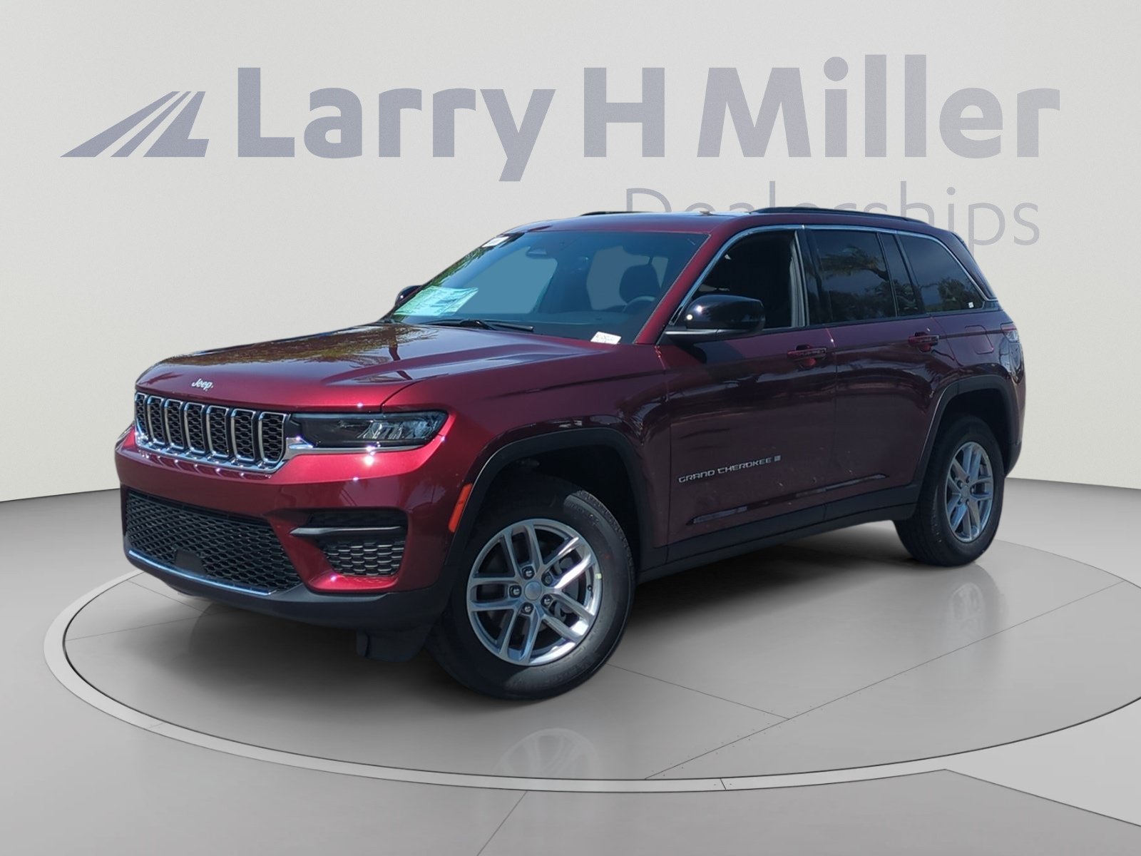 New 2026 Jeep Grand Cherokee Laredo X AWD/4WD image 1