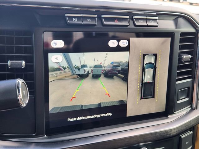 Used 2023 Ford F350 Lariat w/ FX4 Off-Road Package image 18