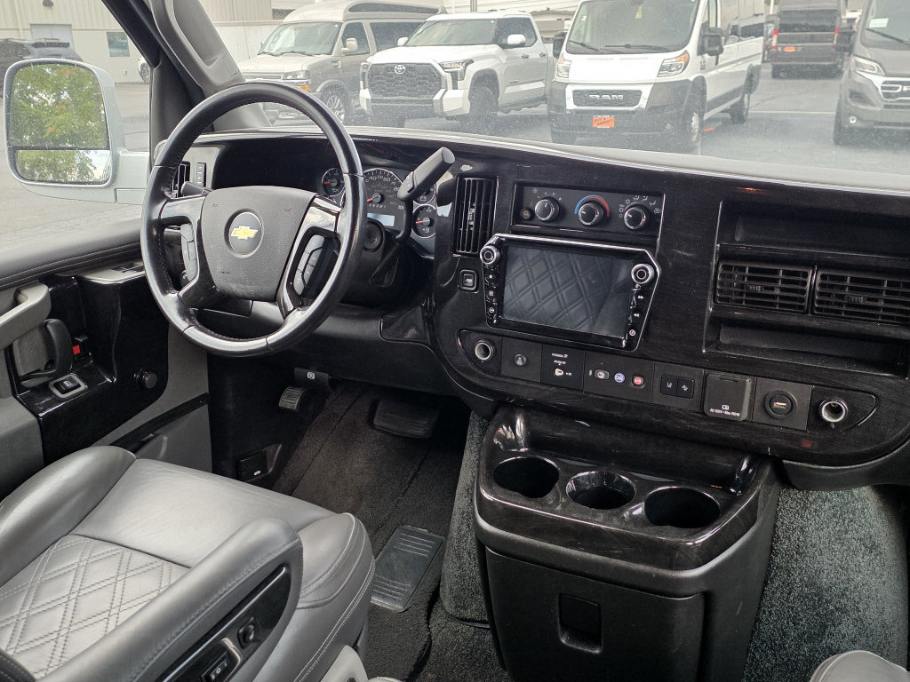 Used 2021 Chevrolet Express 2500 LS w/ Enhanced Convenience Package RWD image 26