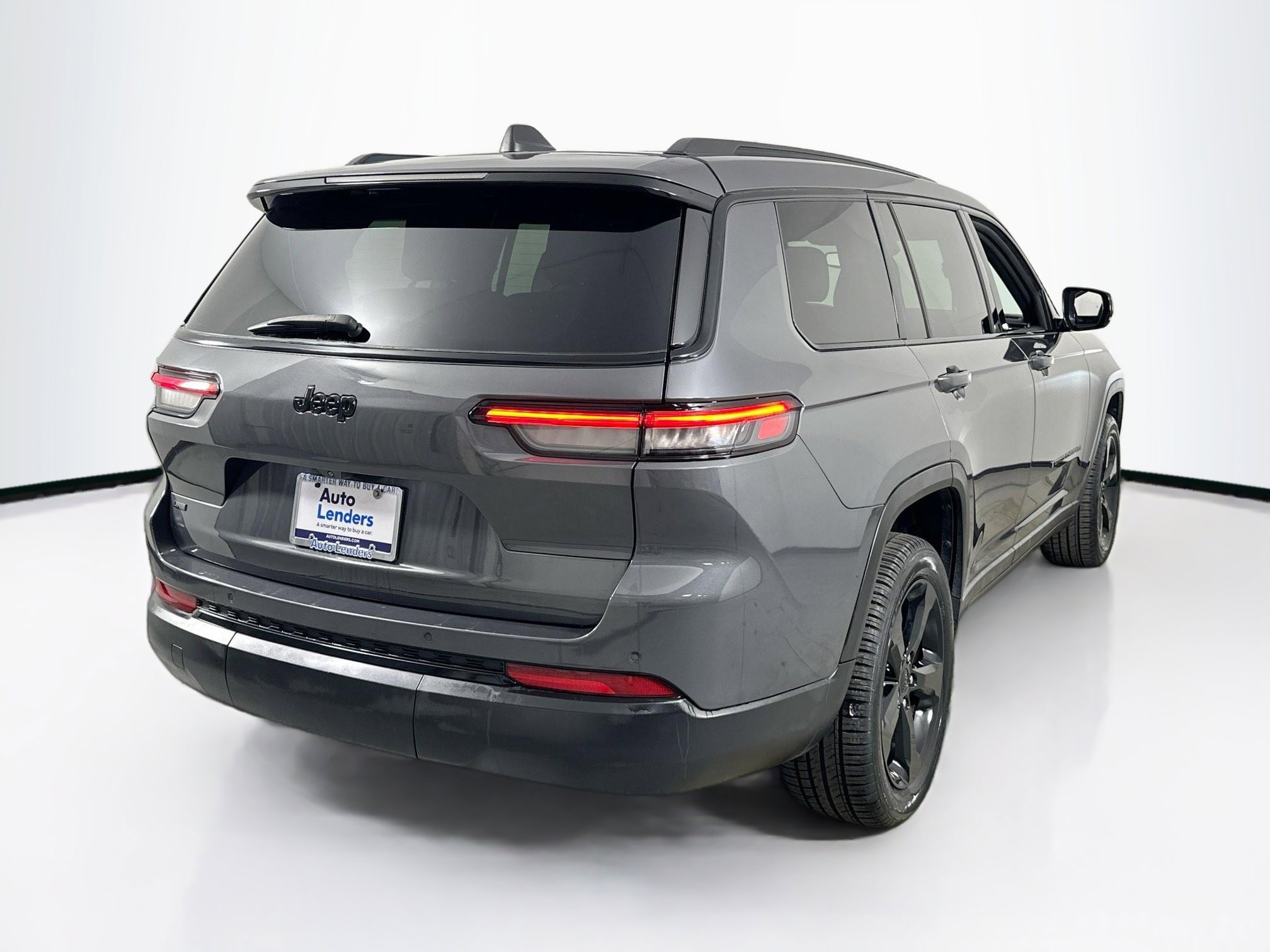 Used 2022 Jeep Grand Cherokee L Altitude image 5