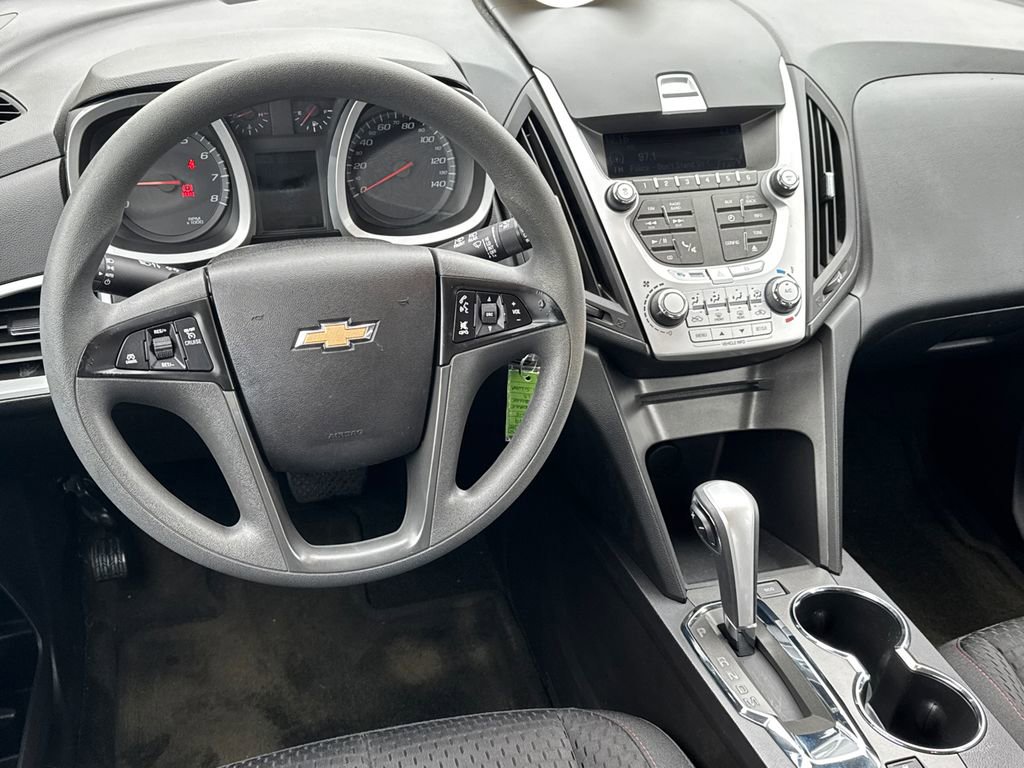 Used 2015 Chevrolet Equinox LS image 22