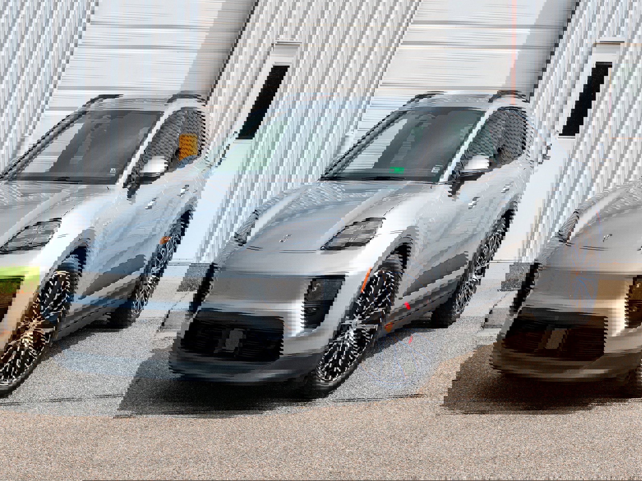 New 2025 Porsche Macan 4S Electric image 1