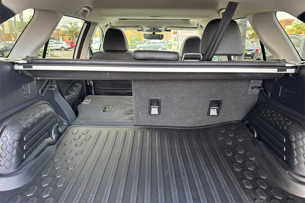 Used 2025 Subaru Outback Limited image 20