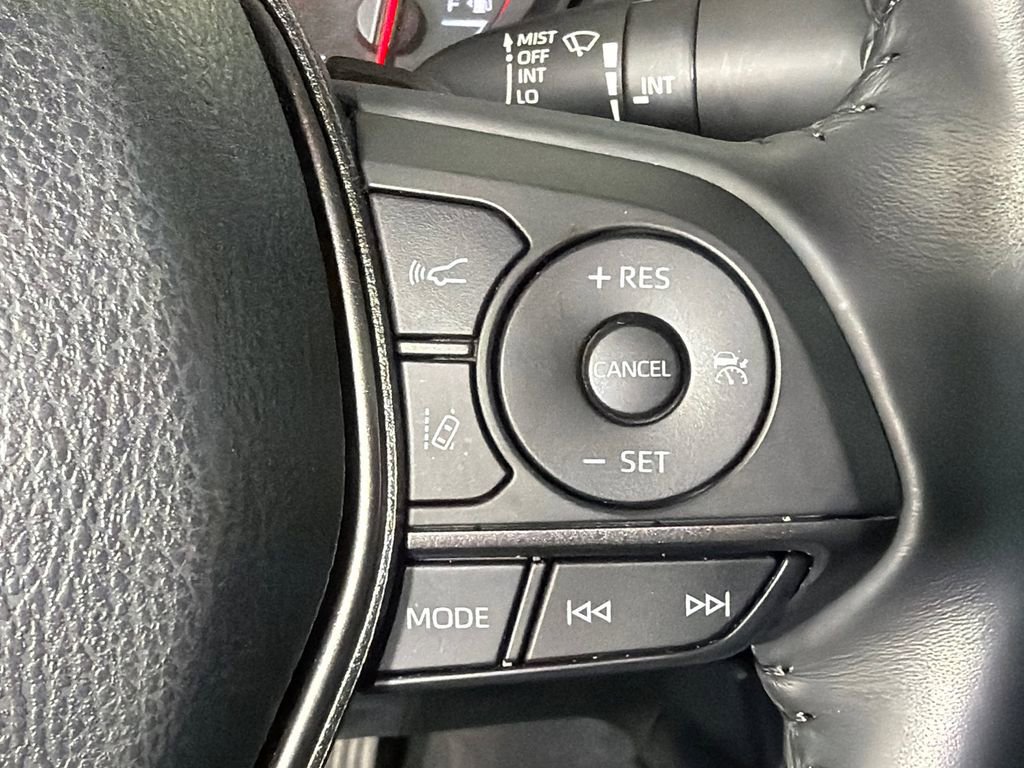 Used 2021 Toyota Camry XSE w/ Driver Assist Package FWD image 26