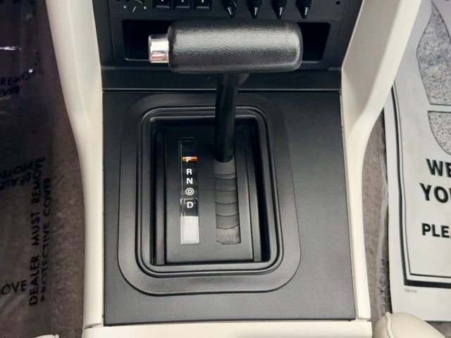 Used 1990 Ford Mustang LX RWD image 14