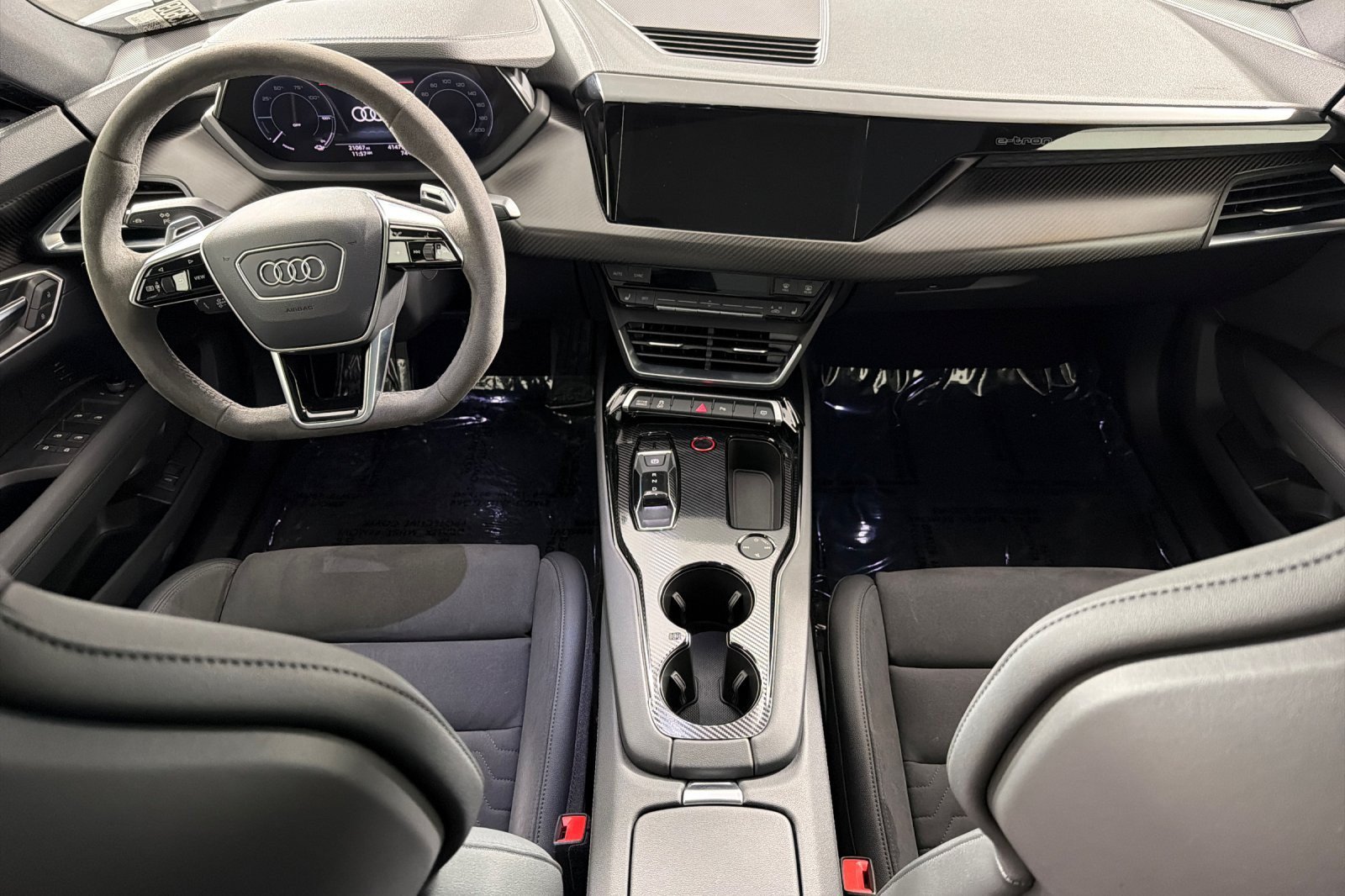 Used 2023 Audi e-tron GT Premium Plus w/ Performance Package AWD/4WD image 12