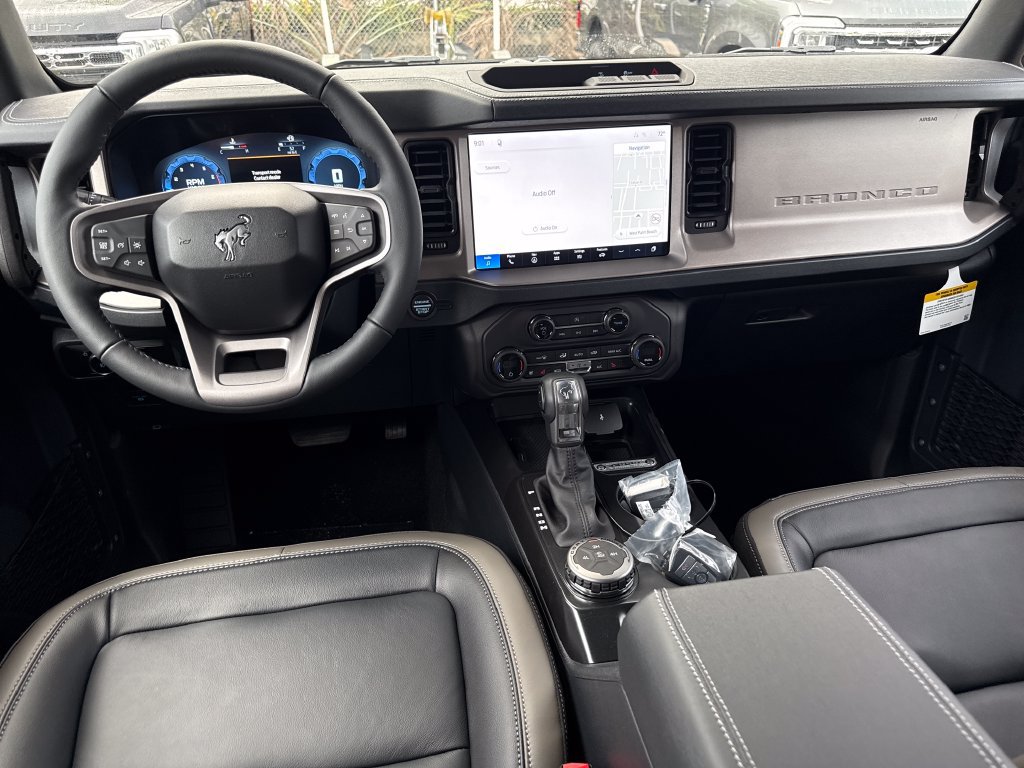 New 2026 Ford Bronco Outer Banks AWD/4WD image 5