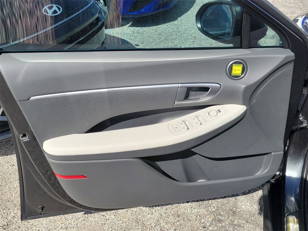 New 2025 Hyundai Sonata SE image 6