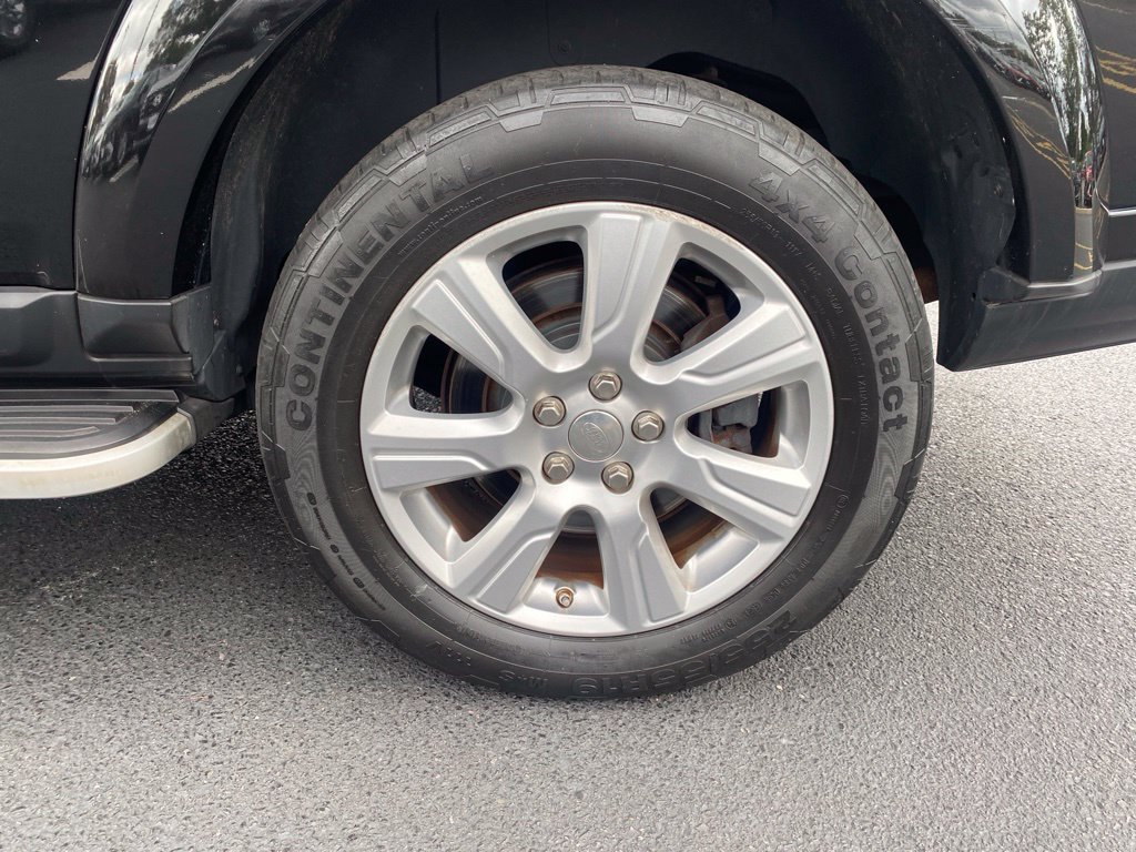Used 2015 Land Rover LR4 HSE AWD/4WD image 9