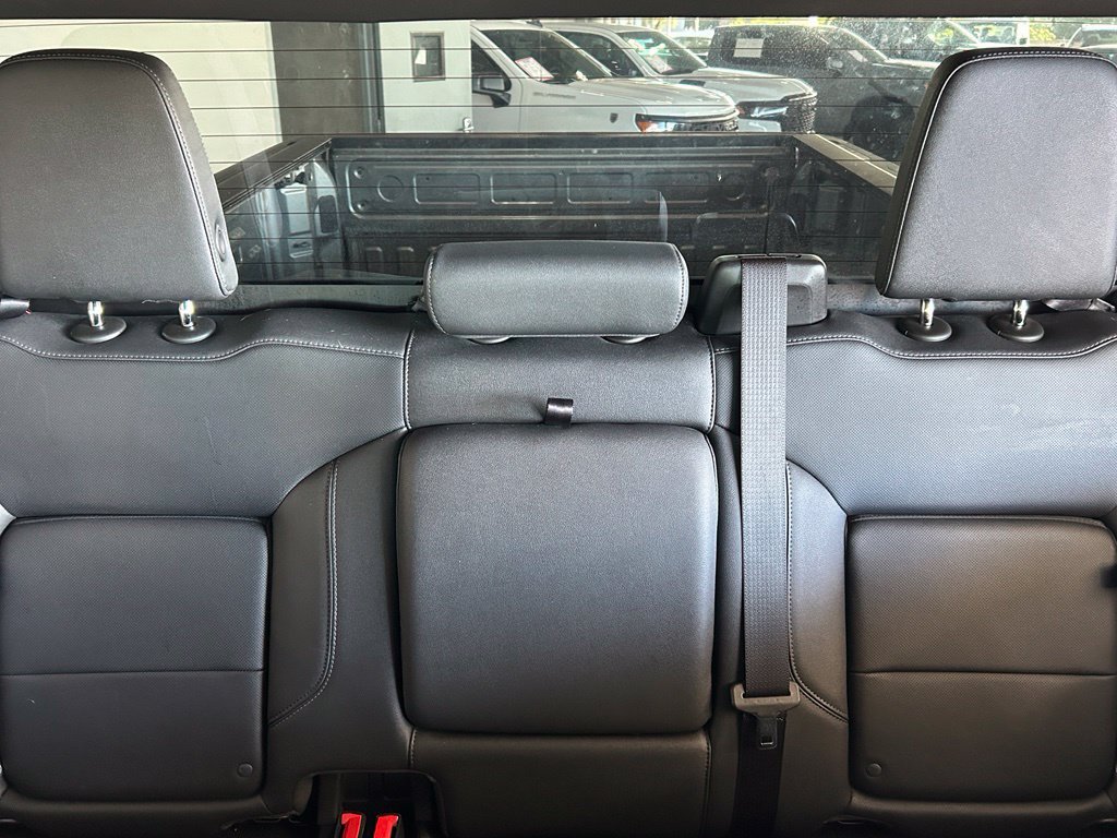 Used 2024 Chevrolet Silverado 2500 LTZ AWD/4WD image 13