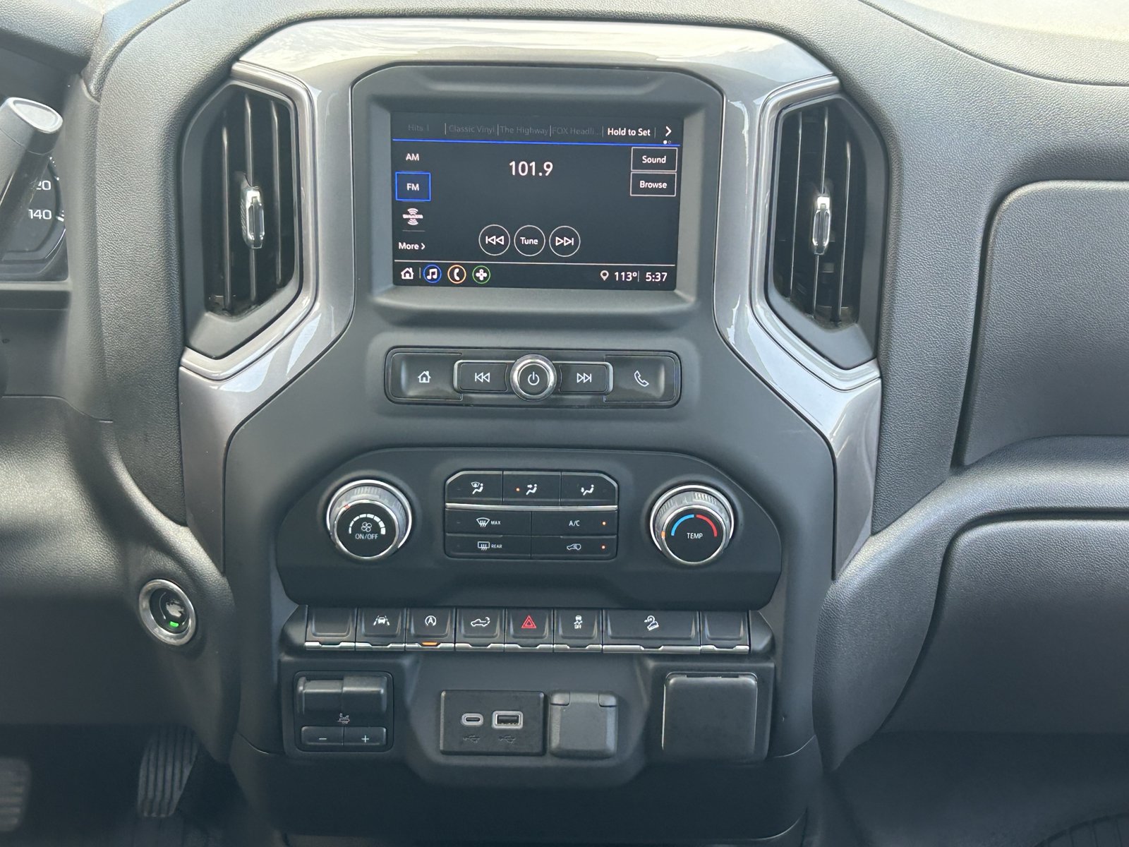 Certified 2024 Chevrolet Silverado 1500 Custom Trail Boss AWD/4WD image 17