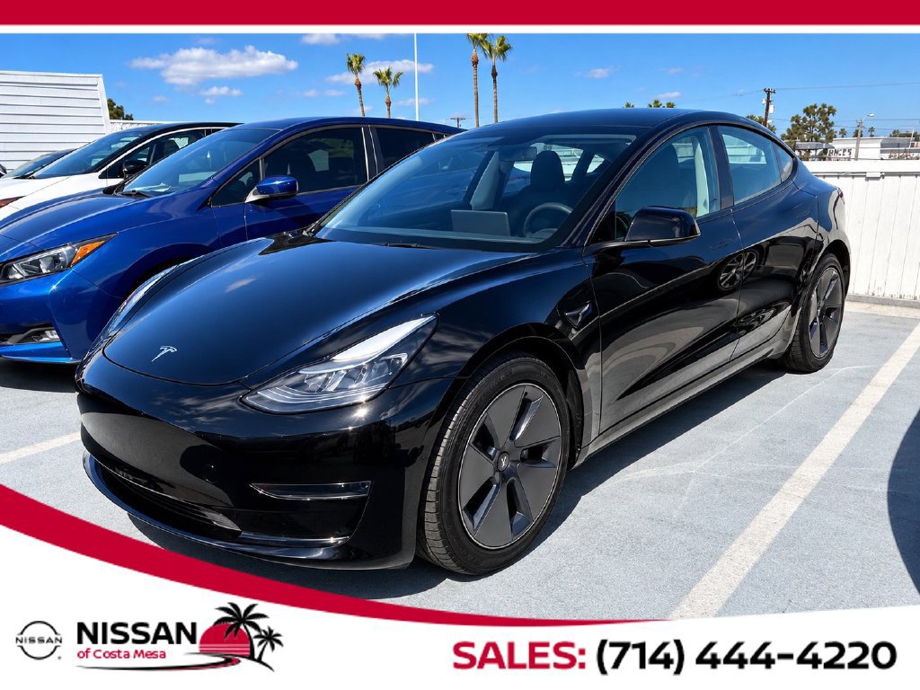 Used 2023 Tesla Model 3 Standard Range RWD image 1