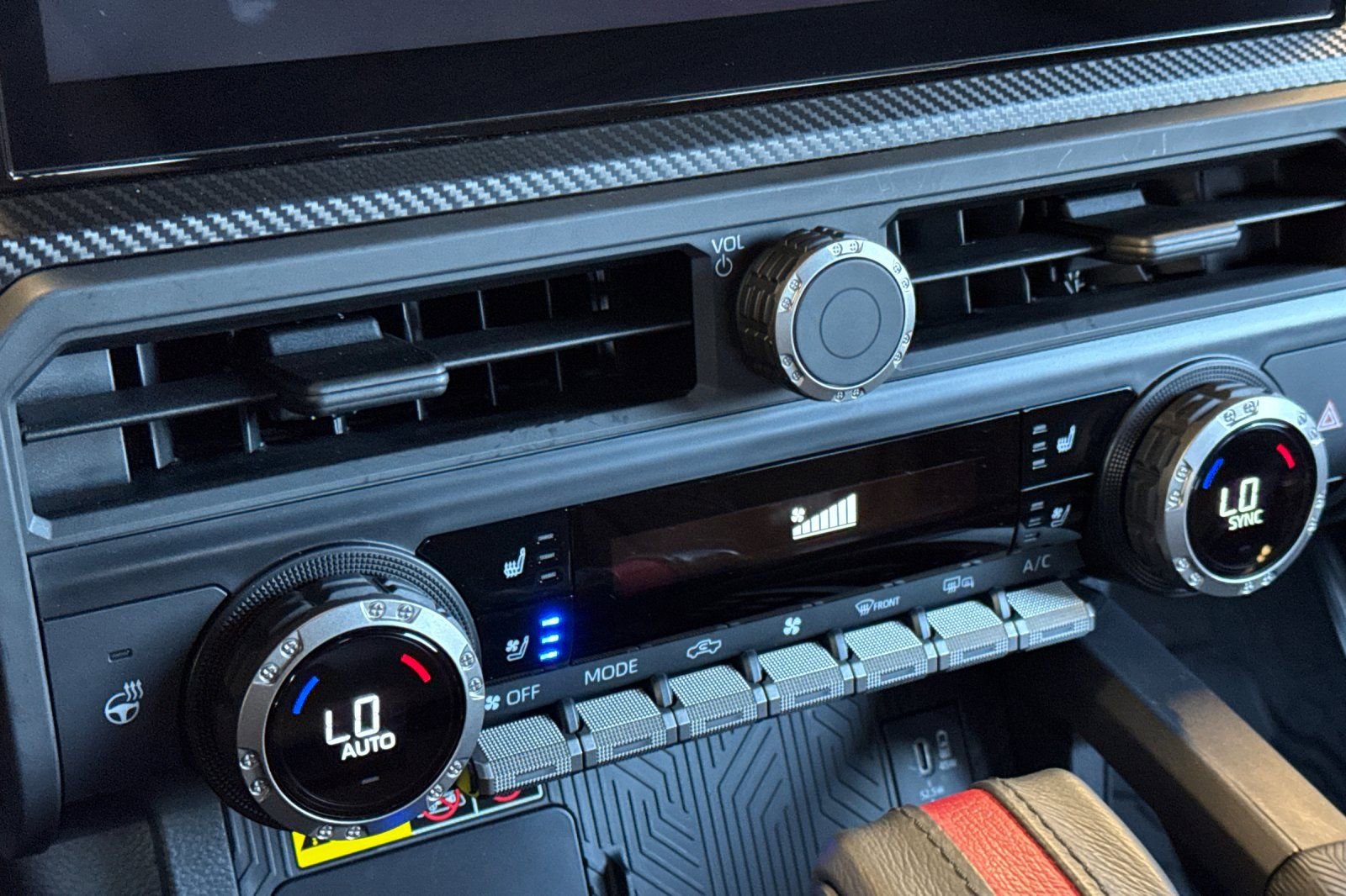 Certified 2025 Toyota Tacoma TRD Pro image 26