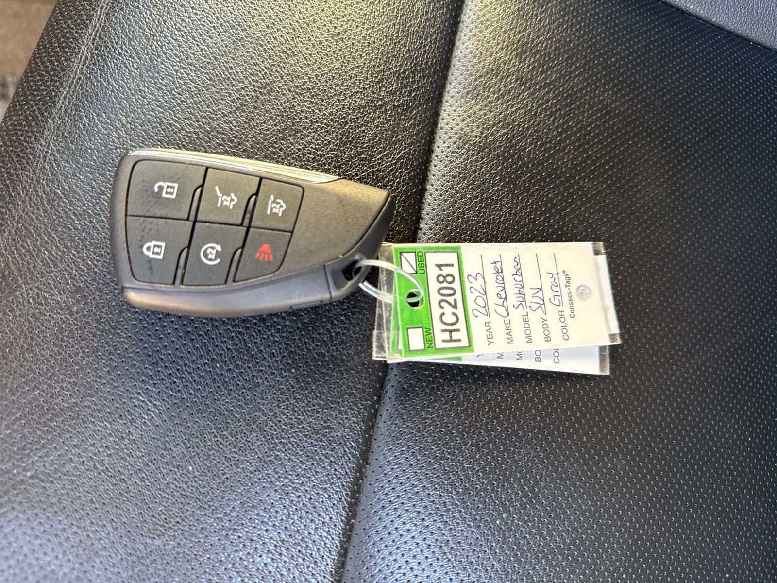 Used 2023 Chevrolet Suburban Premier image 29