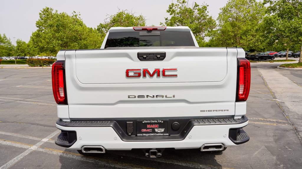New 2026 GMC Sierra 1500 Denali image 9