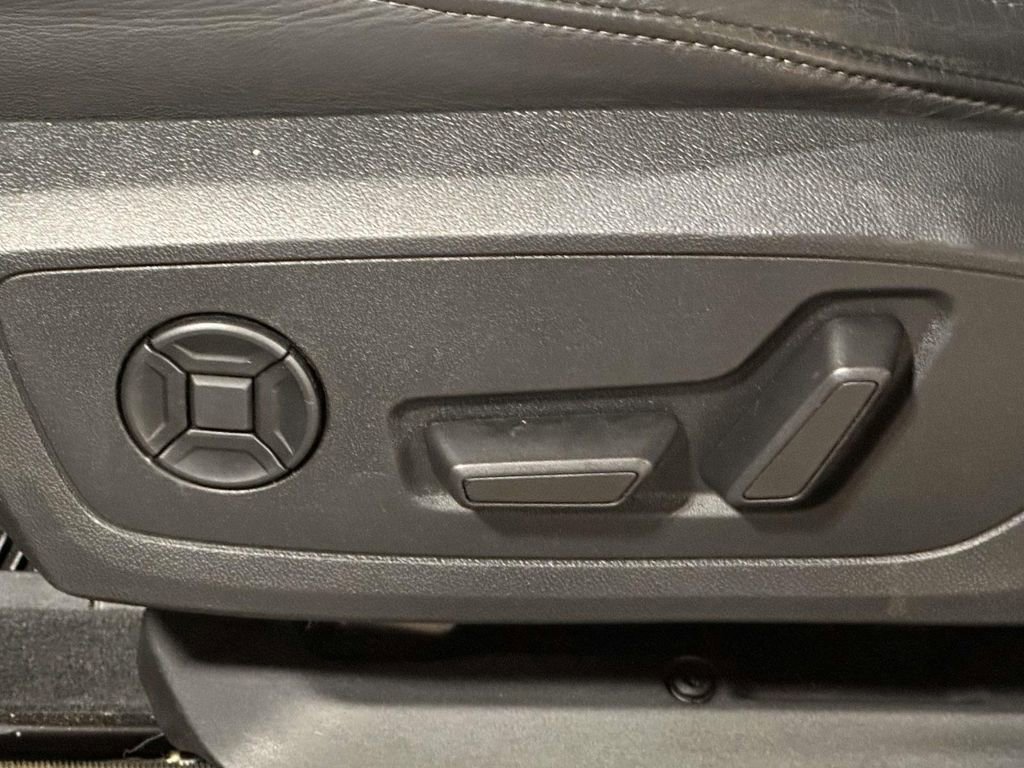 Used 2022 Audi Q3 2.0T Premium Plus w/ Premium Plus Package AWD/4WD image 15