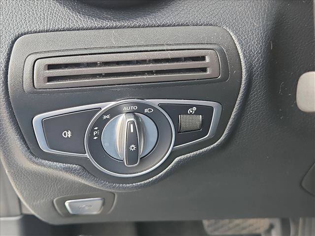 Used 2019 Mercedes-Benz GLC 300 image 17