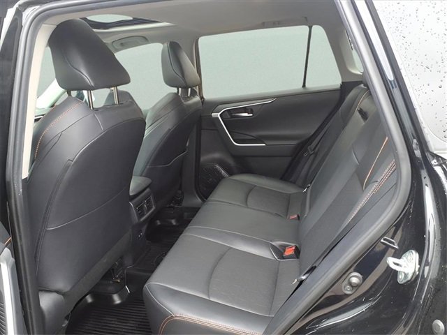 Used 2019 Toyota RAV4 Adventure image 8