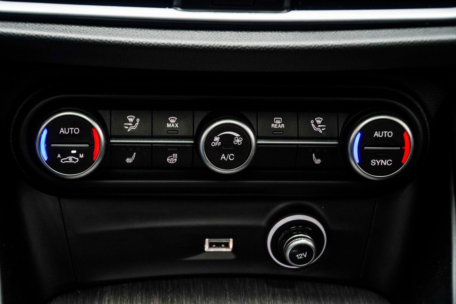 Used 2022 Alfa Romeo Stelvio Ti image 19