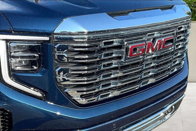 Used 2023 GMC Sierra 1500 Denali w/ Technology Package AWD/4WD image 30