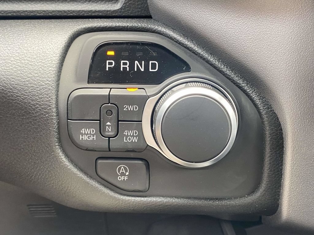 New 2026 RAM 1500 Express AWD/4WD image 49