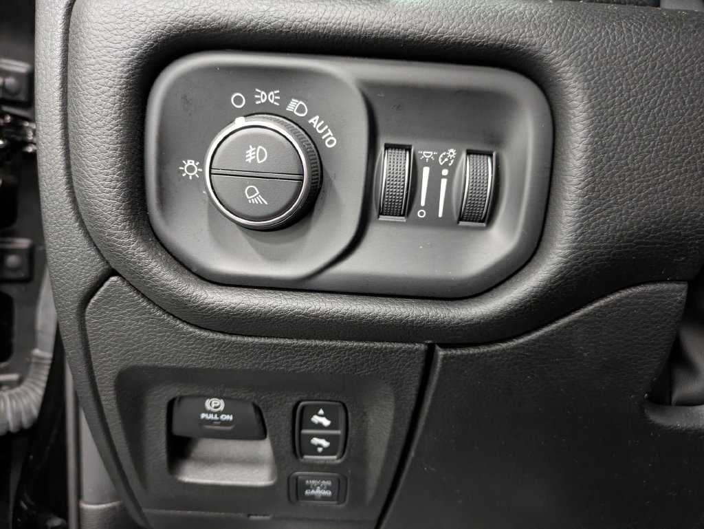 Used 2025 RAM 1500 Laramie w/ Bed Utility Group AWD/4WD image 21