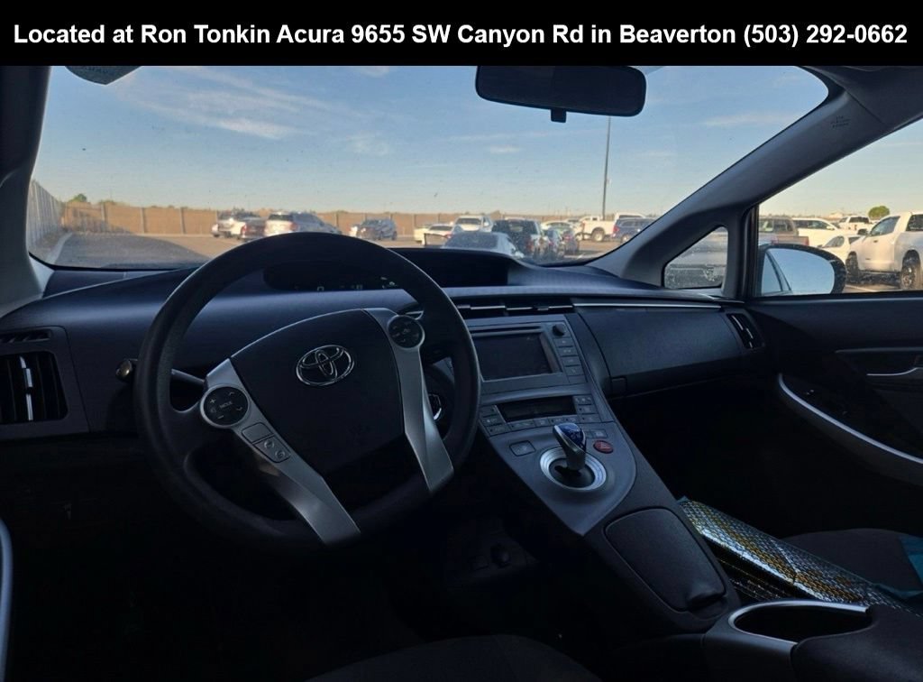Used 2015 Toyota Prius Two FWD image 9