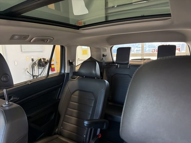 Used 2019 Volkswagen Atlas SEL Premium image 20