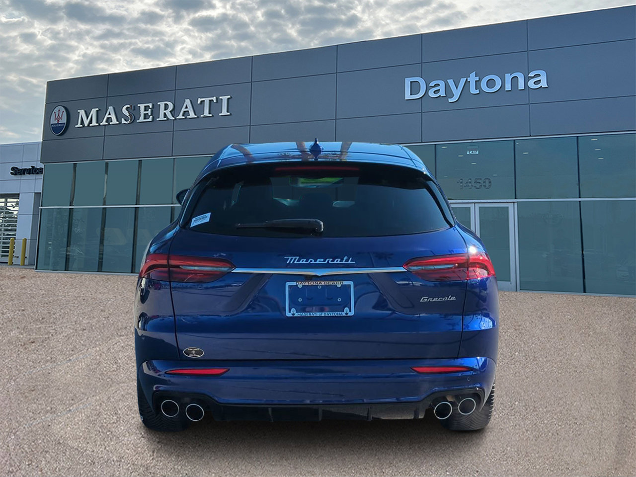 New 2025 Maserati Grecale GT image 4