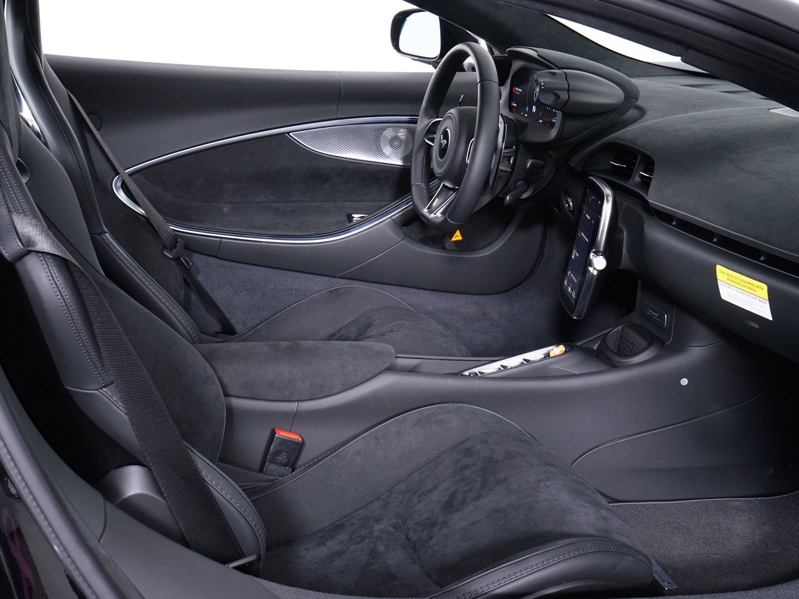 New 2026 McLaren Artura RWD image 28