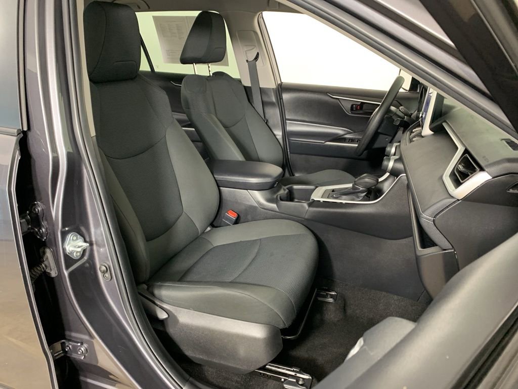 Used 2024 Toyota RAV4 LE image 36