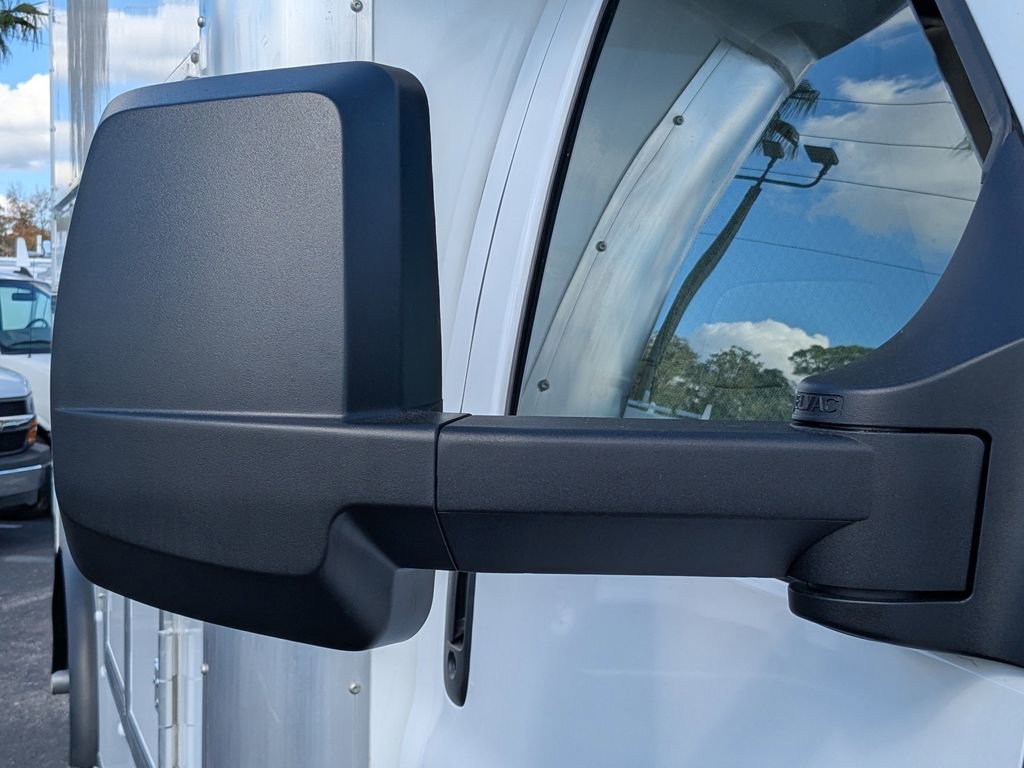 New 2025 Chevrolet Express 4500 w/ Power Convenience Package image 14