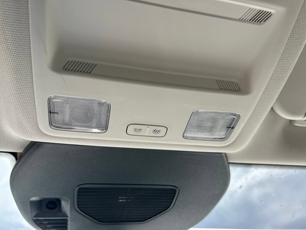 Used 2023 Ford Escape Platinum AWD/4WD image 38