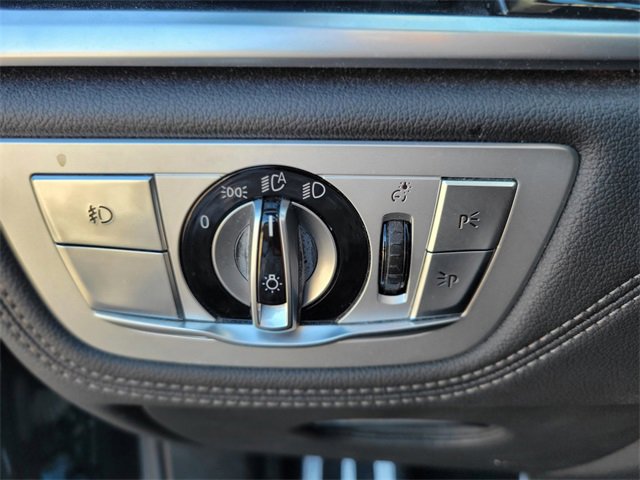 Used 2019 BMW 740i w/ M Sport Package image 20