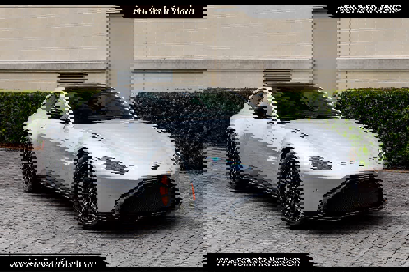 Used 2022 Aston Martin V8 Vantage Coupe image 27