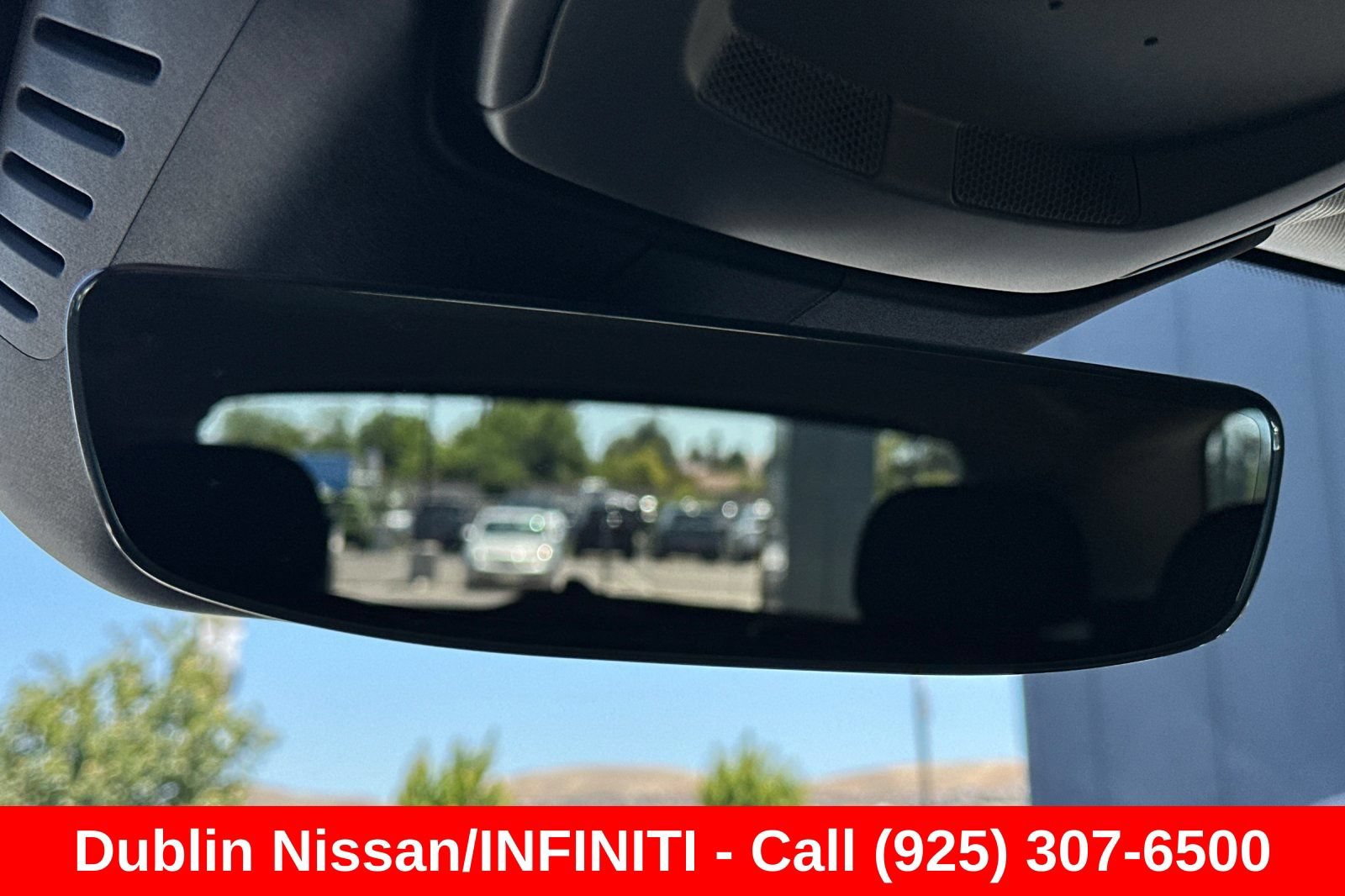 Used 2023 Volvo XC60 B5 Core w/ Protection Package Premier FWD image 25