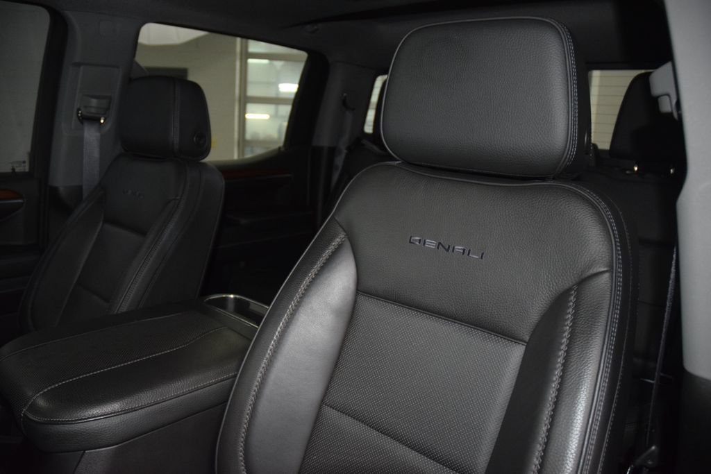 Used 2023 GMC Sierra 1500 Denali AWD/4WD image 44