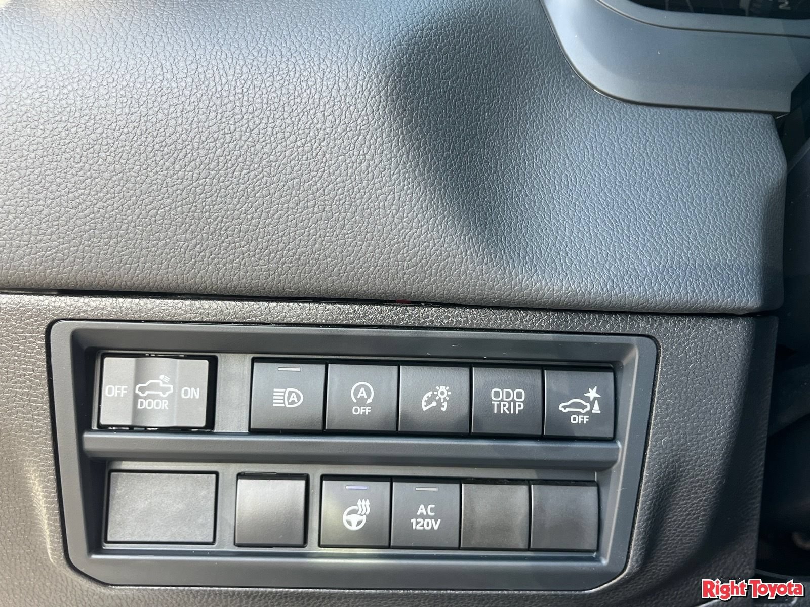 Certified 2026 Toyota Tundra Limited AWD/4WD image 33