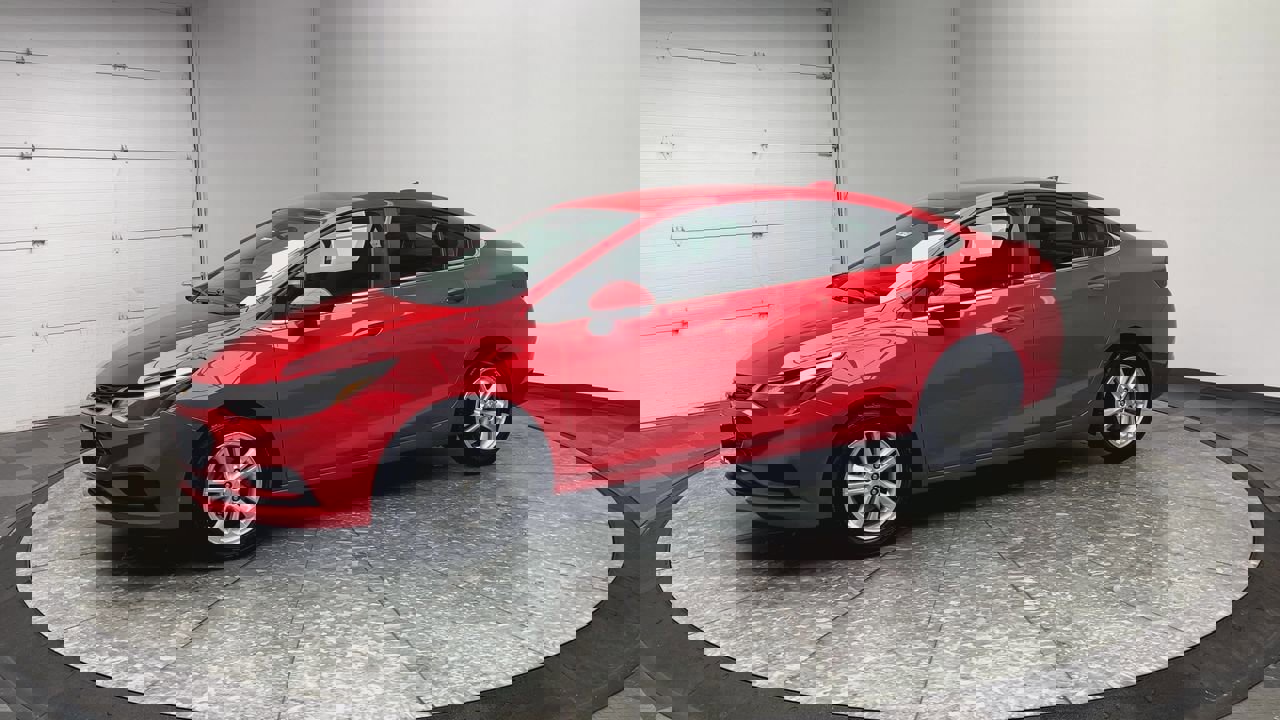 Used 2017 Chevrolet Cruze LT image 28