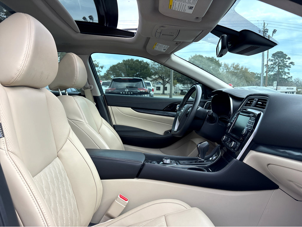 Used 2023 Nissan Maxima Platinum w/ Sport Mat Group image 13