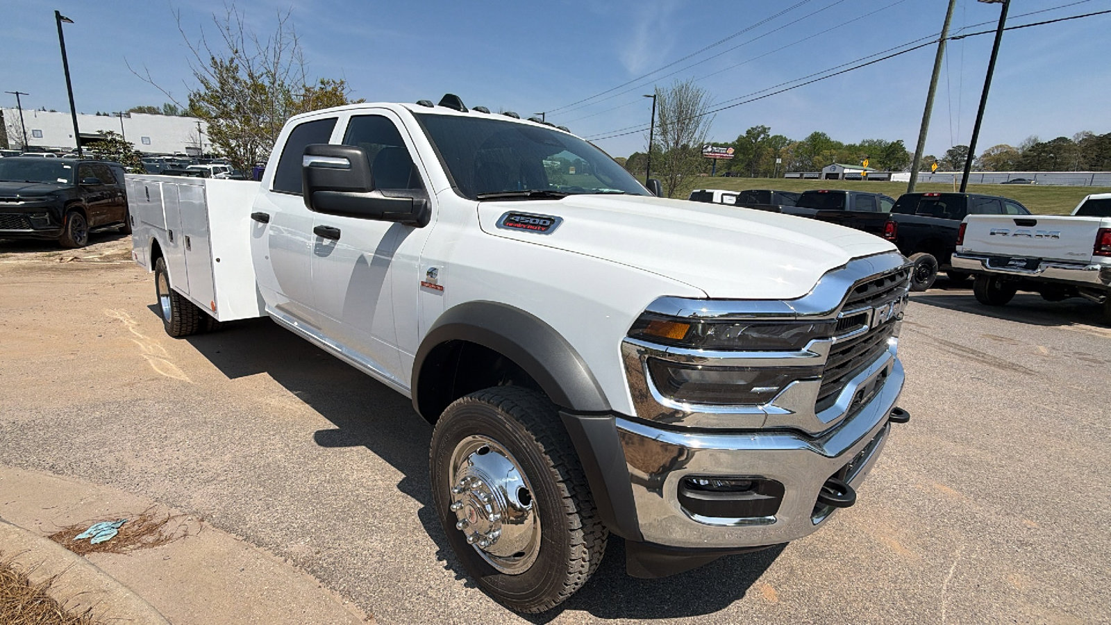 New 2026 RAM 4500 Tradesman w/ Chrome Appearance Group AWD/4WD image 5