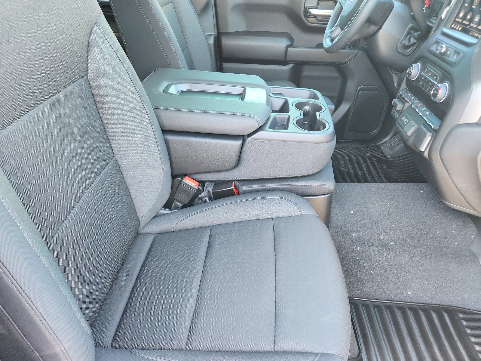 New 2026 Chevrolet Silverado 1500 Custom w/ LPO, Dark Essentials Package RWD image 14