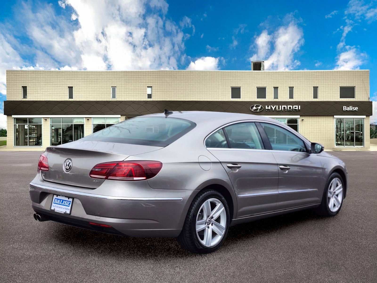 Used 2013 Volkswagen CC Sport image 3