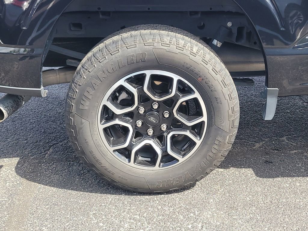 Used 2023 Ford F150 XLT w/ Equipment Group 301A Mid image 5